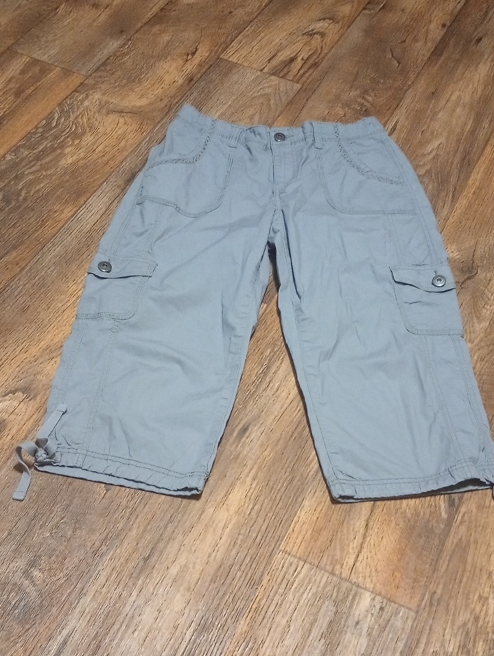 St Johns Bay  Cargo Shorts in Light Gray with Button-Flap Pockets